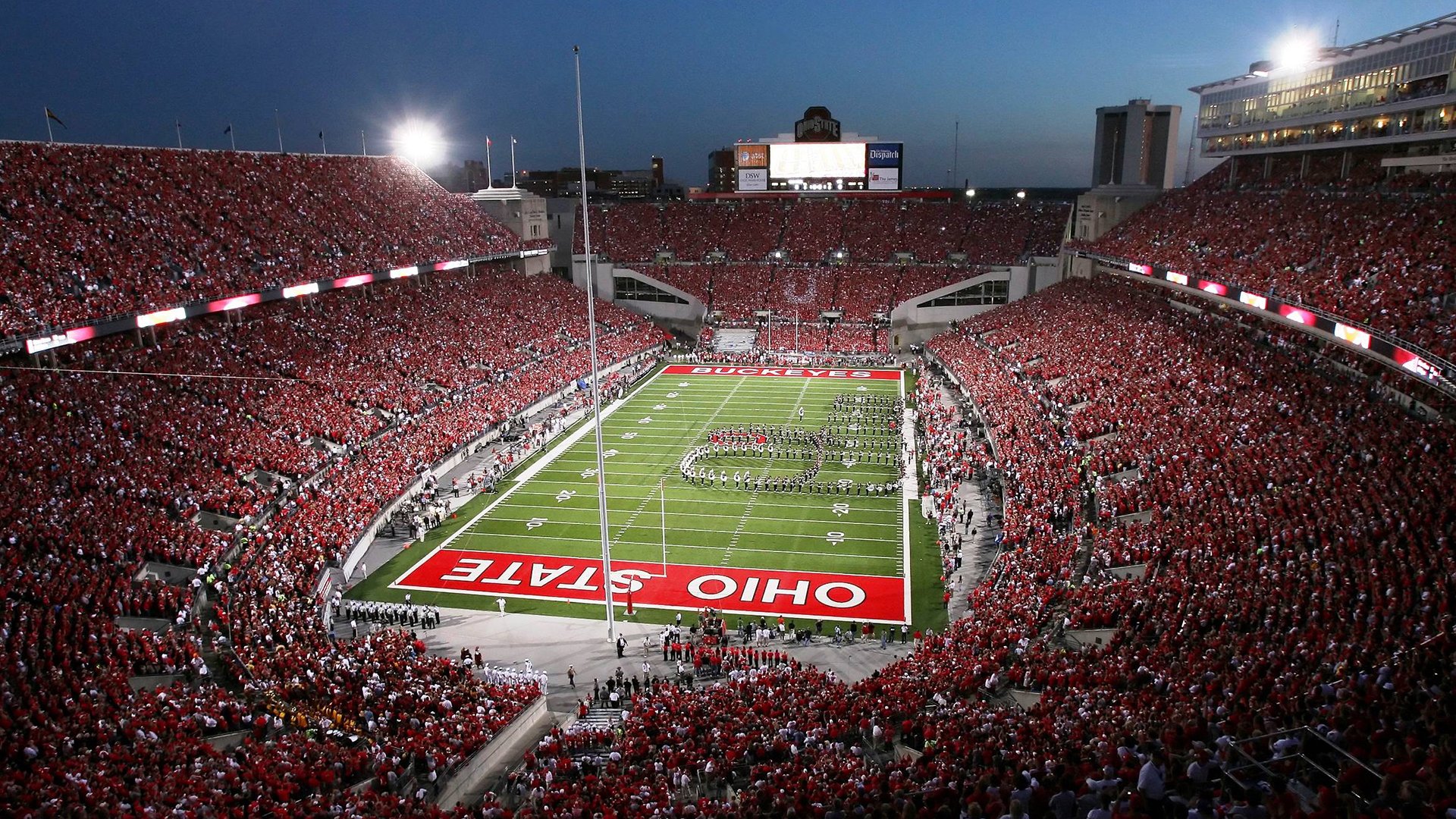 《战术演变：新版本游戏引发电竞策略大变革》，战术策略类游戏