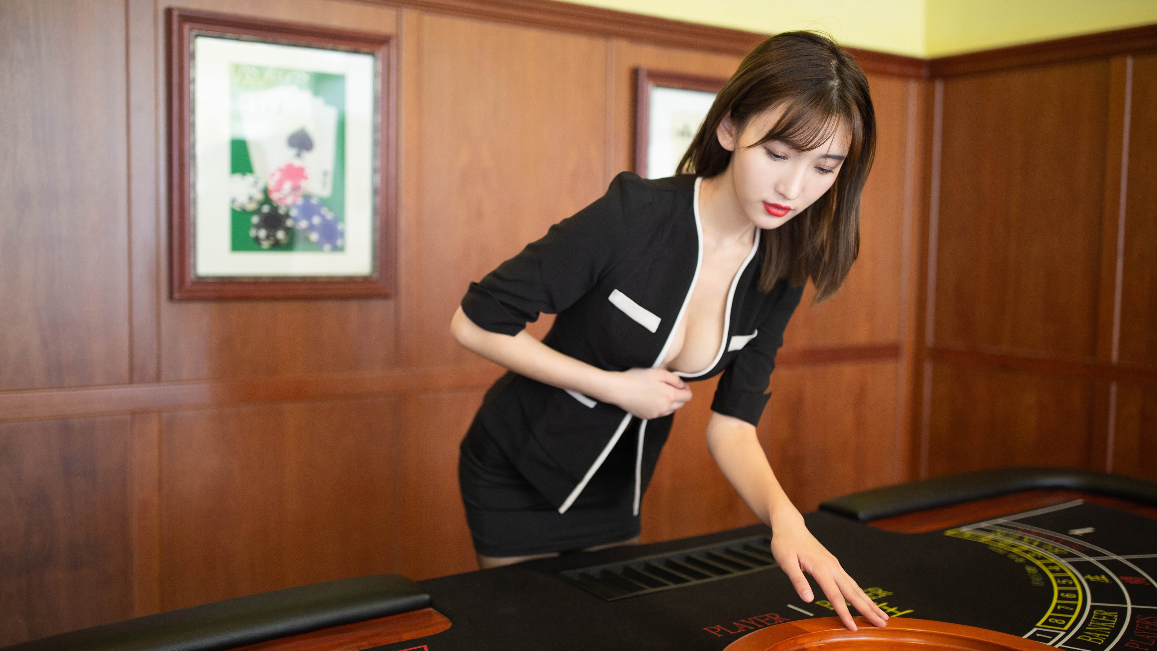 九游-_野外生存挑战赛：运动与自然的极限考验_，野外生存大挑战全集