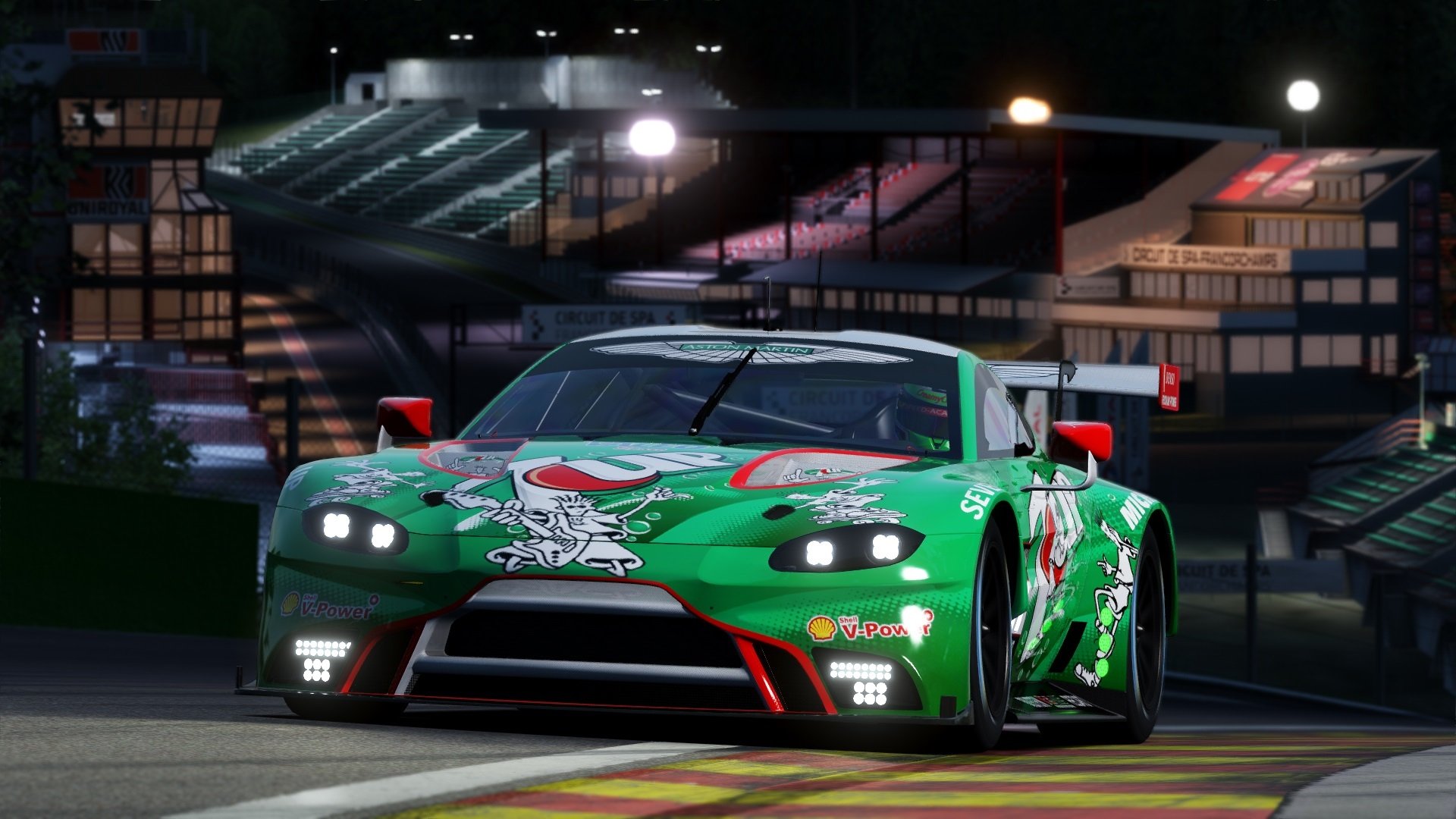 “校园足球比赛亮点纷呈，青少年展现多样才华”，校园足球竞赛