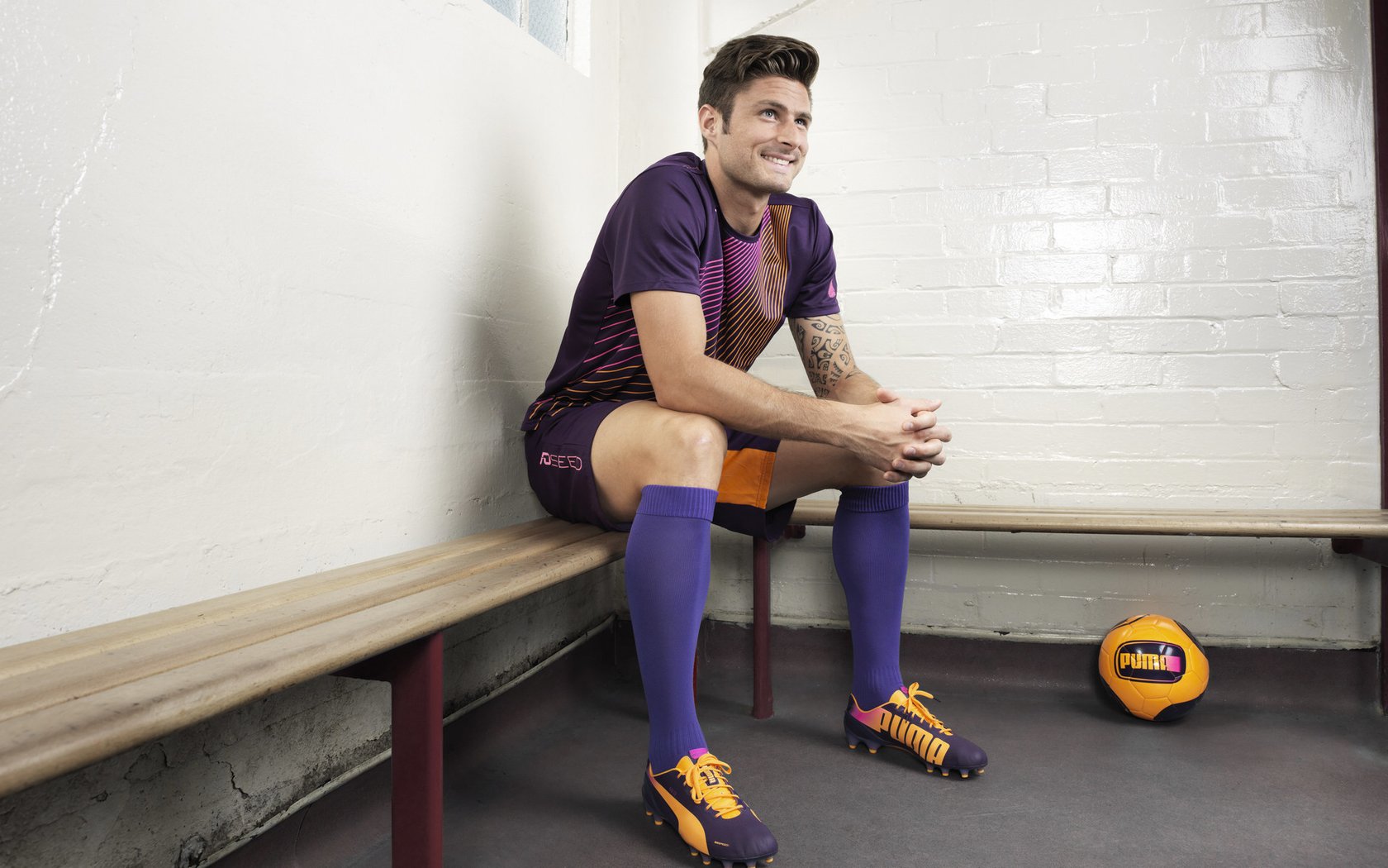 JIUYOU GAMING-共同的梦想：车手与团队的拼搏瞬间，车手的意义